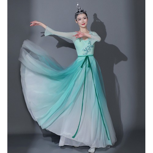 Blue Gradient Chinese folk Classical dance costumes Hanfu Fairy flowy Dresses female elegant Chinese style dance dress costume Han and Tang Dynasty performance costumes